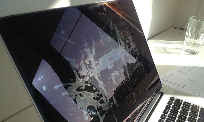 Comment changer l'écran LCD d'un Macbook ?